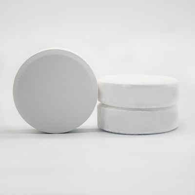 Tablettes de chlore de 1.2g/100mL Cas 87-90-1 TCCA pour au-dessus des piscines moulues
