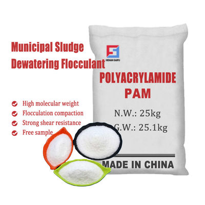 Polyacrylamide cationique de PAM Chemical Water Treatment Dewatering de boue industrielle